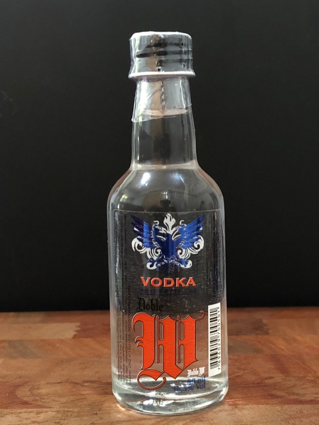 Miniaturas Vodka Doble W Tri Destilada 50ml 36 5 V